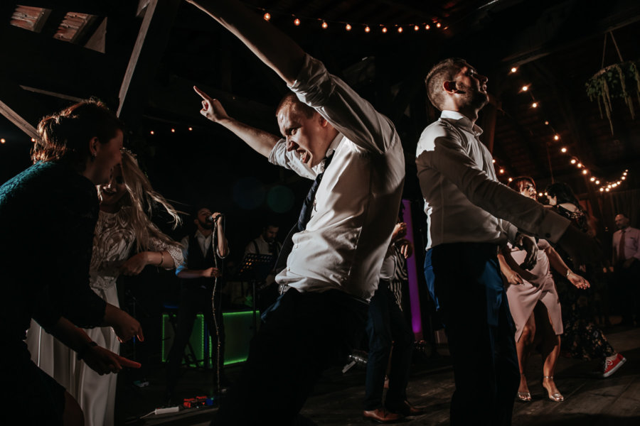 wesele_w_stodole_folwark_wiazy_fotografia_slubna_krakow